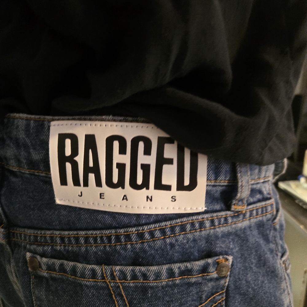 RAGGED WIDE LEG BOYFRIEND JEAN